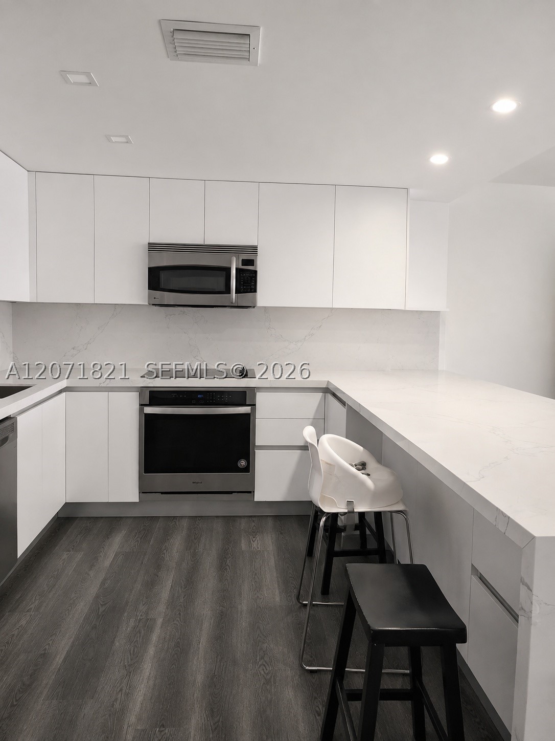 3600 NE 167th St #19, North Miami Beach FL 33160
