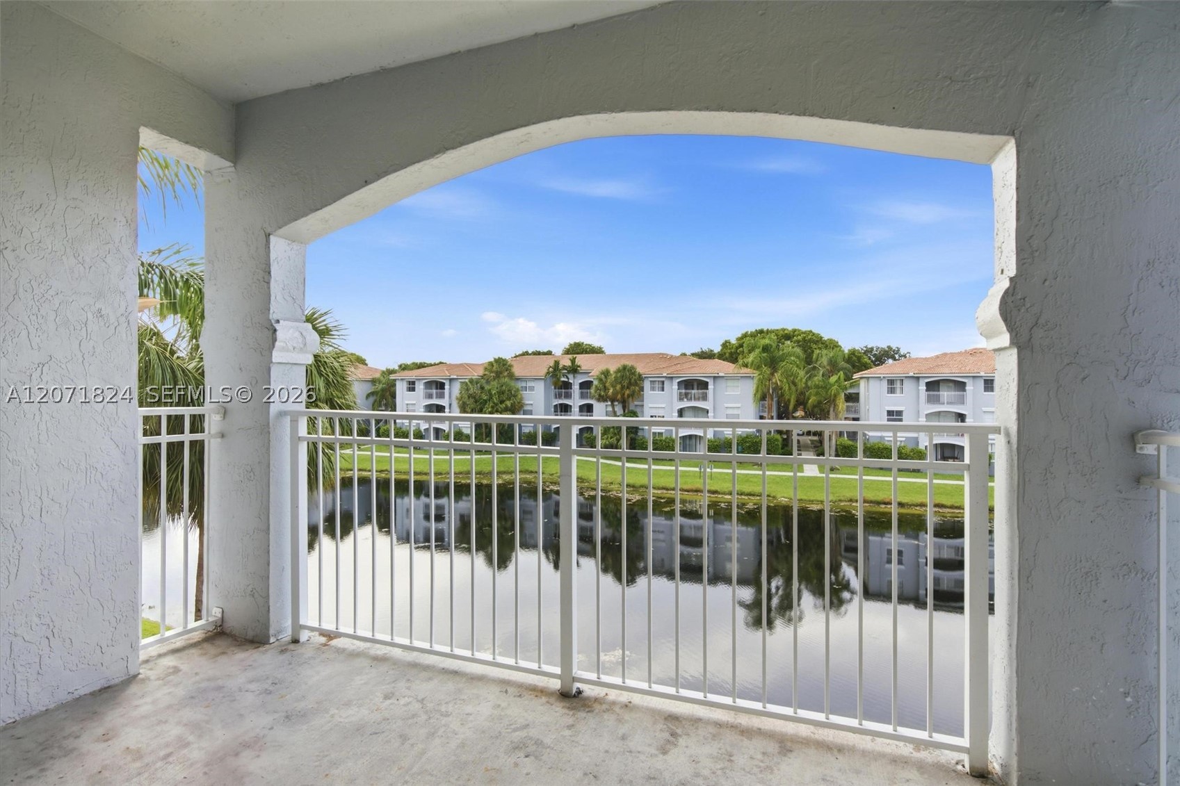 9615 NW 1st Ct #302, Pembroke Pines FL 33024