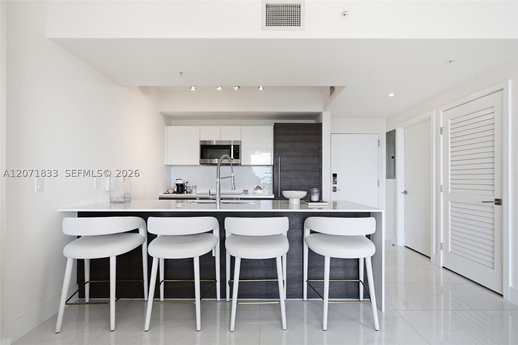 301 Altara Ave #623, Coral Gables FL 33146