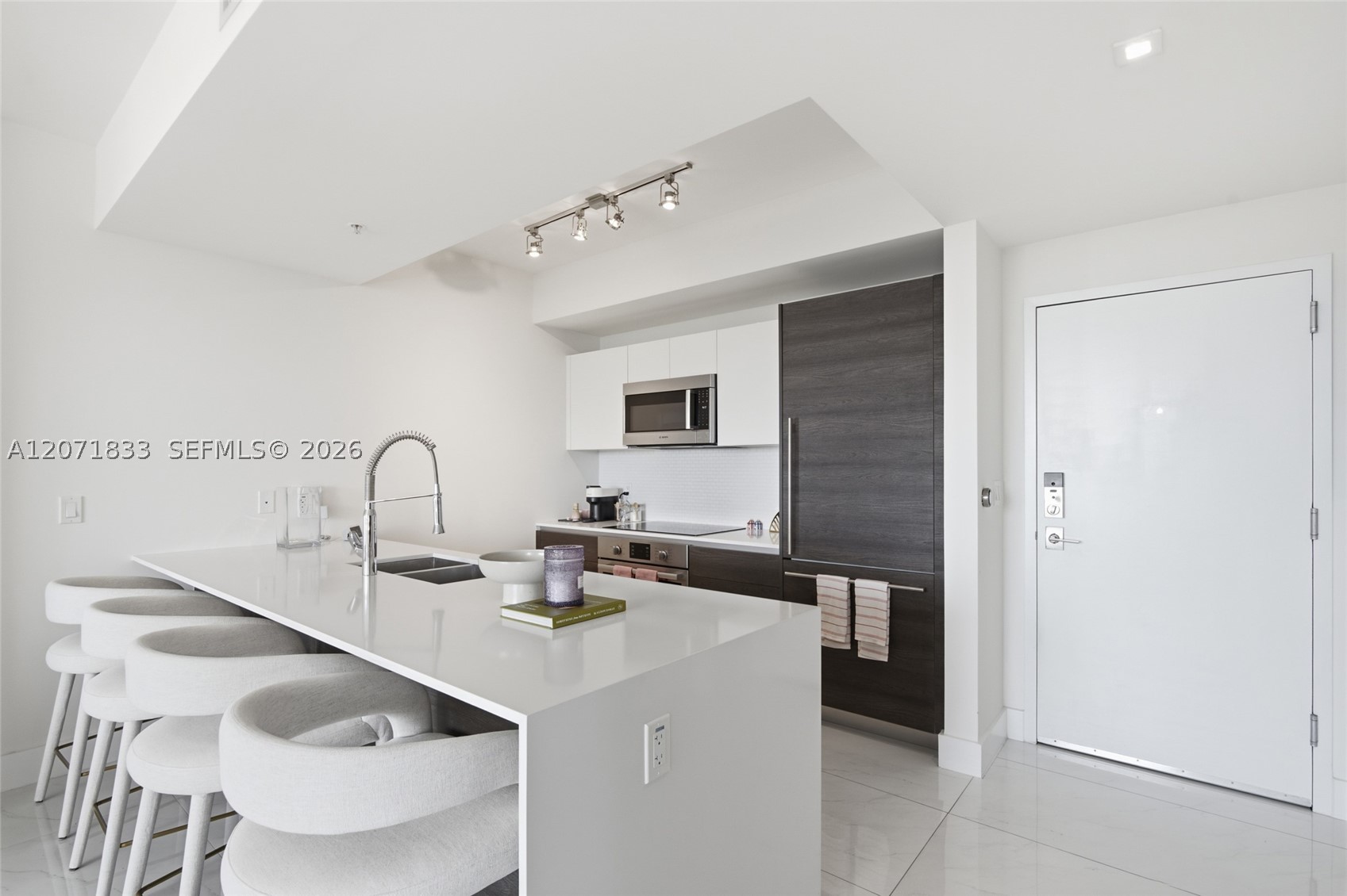 301 Altara Ave #623, Coral Gables FL 33146