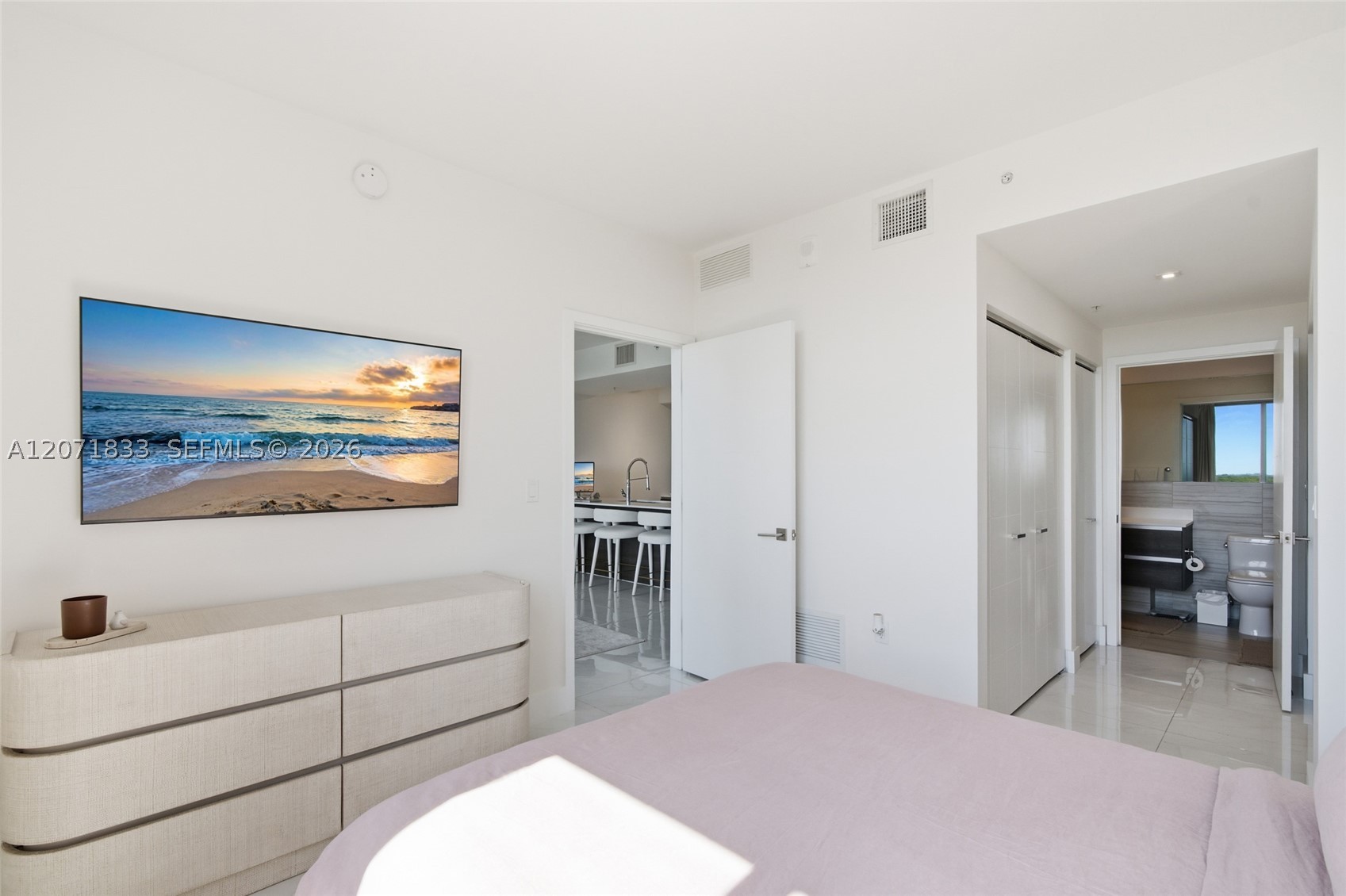 301 Altara Ave #623, Coral Gables FL 33146