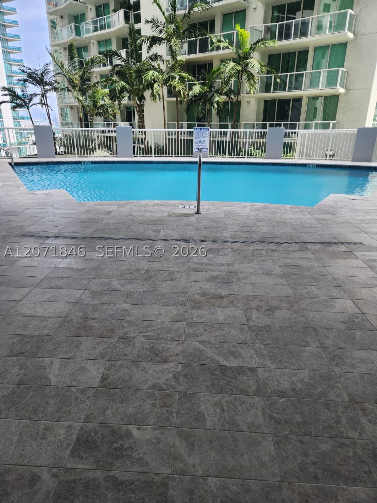 170 SE 14th St #2303, Miami FL 33131