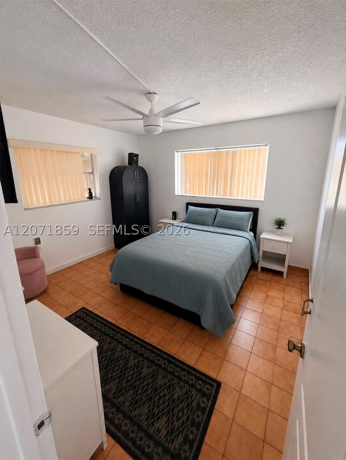 3640 NW 9 #407, Miami FL 33125