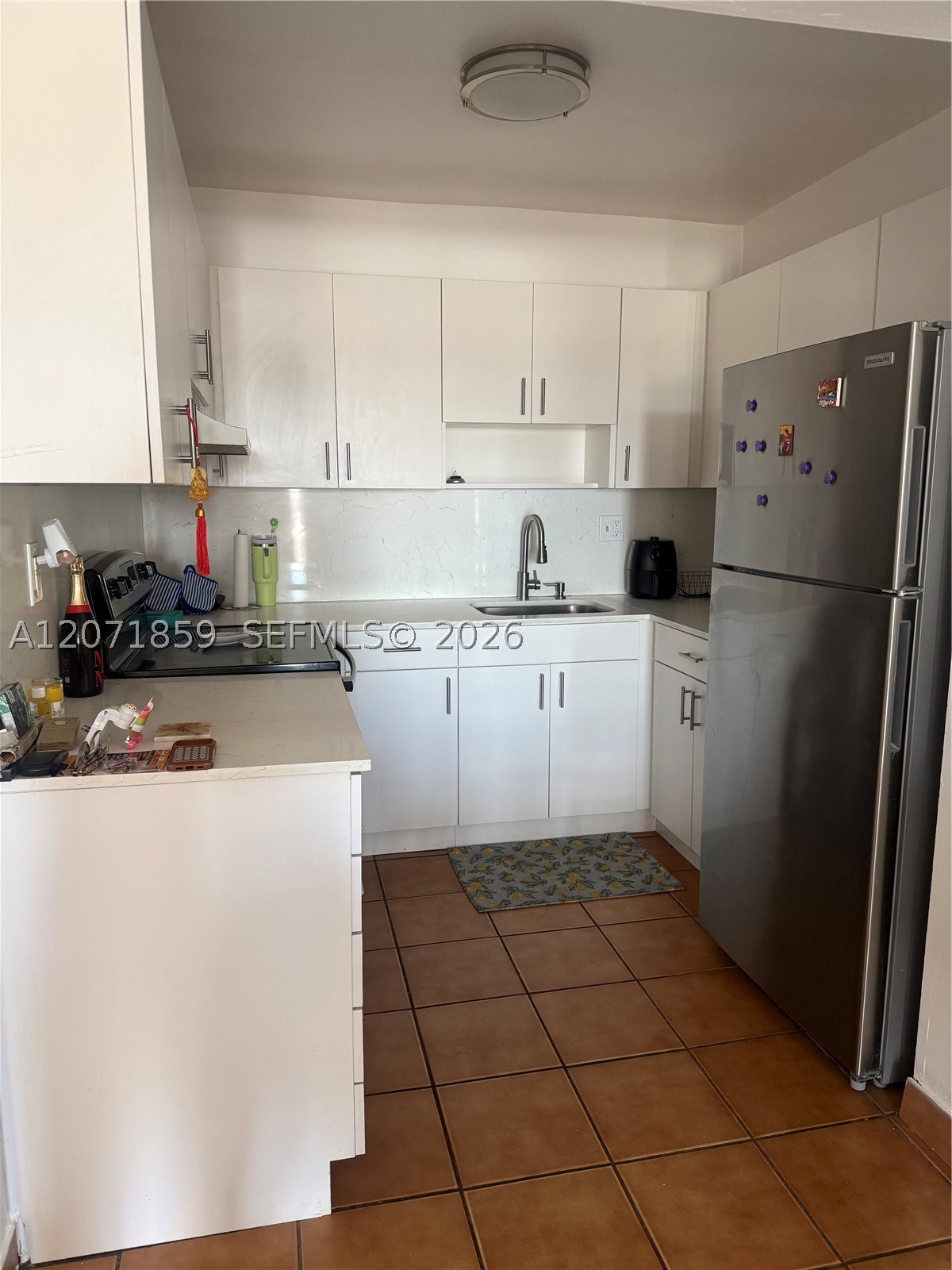 3640 NW 9 #407, Miami FL 33125