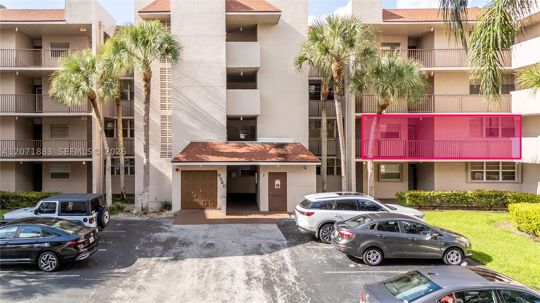 9520 Seagrape Dr #205, Davie FL 33324
