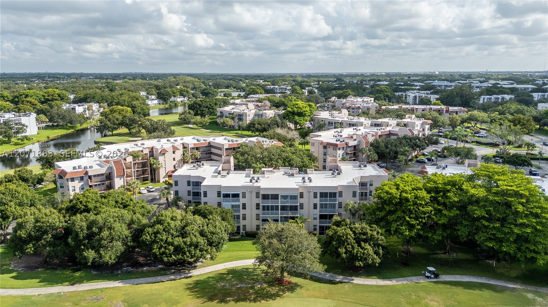 9520 Seagrape Dr #205, Davie FL 33324