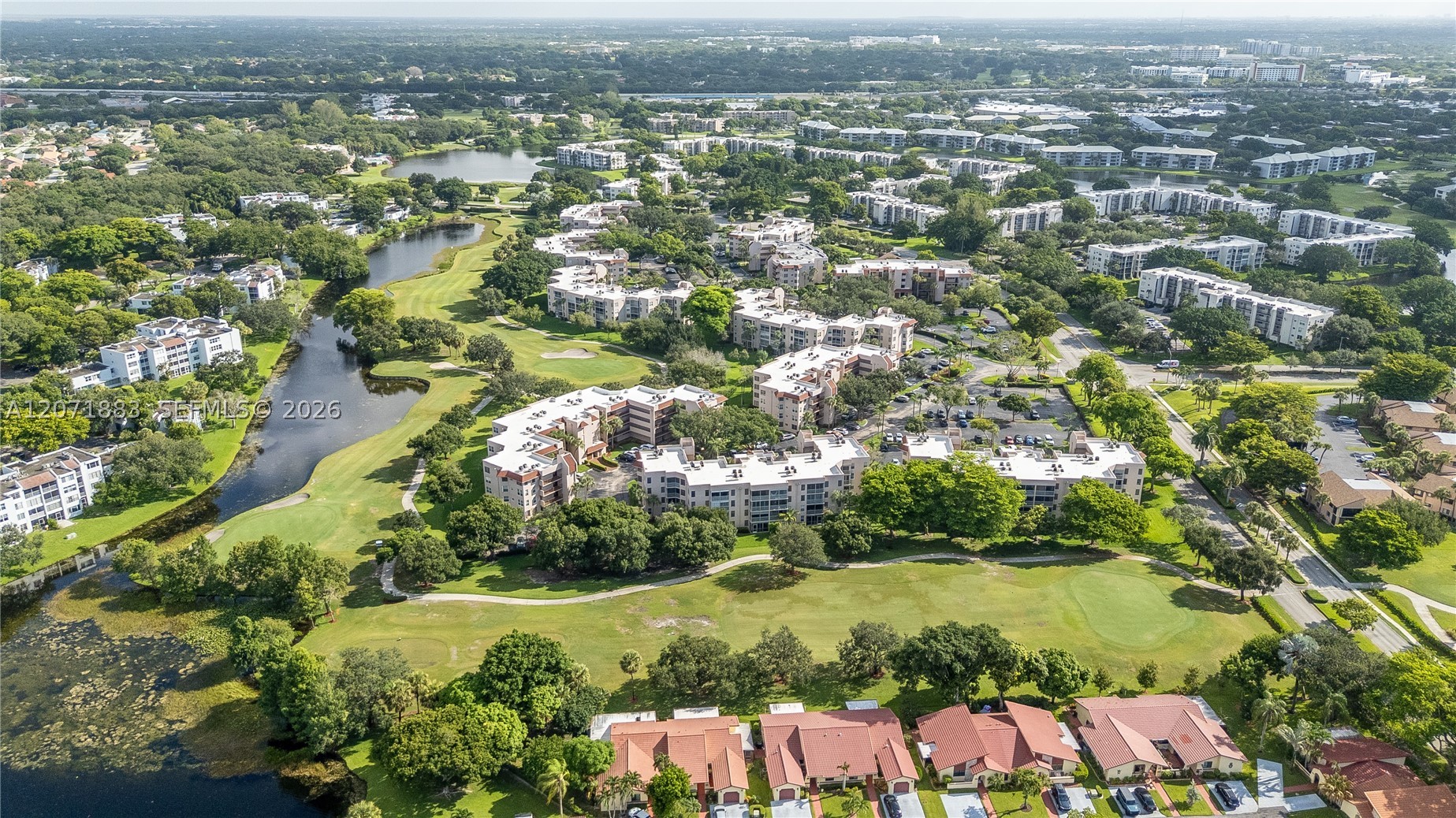 9520 Seagrape Dr #205, Davie FL 33324