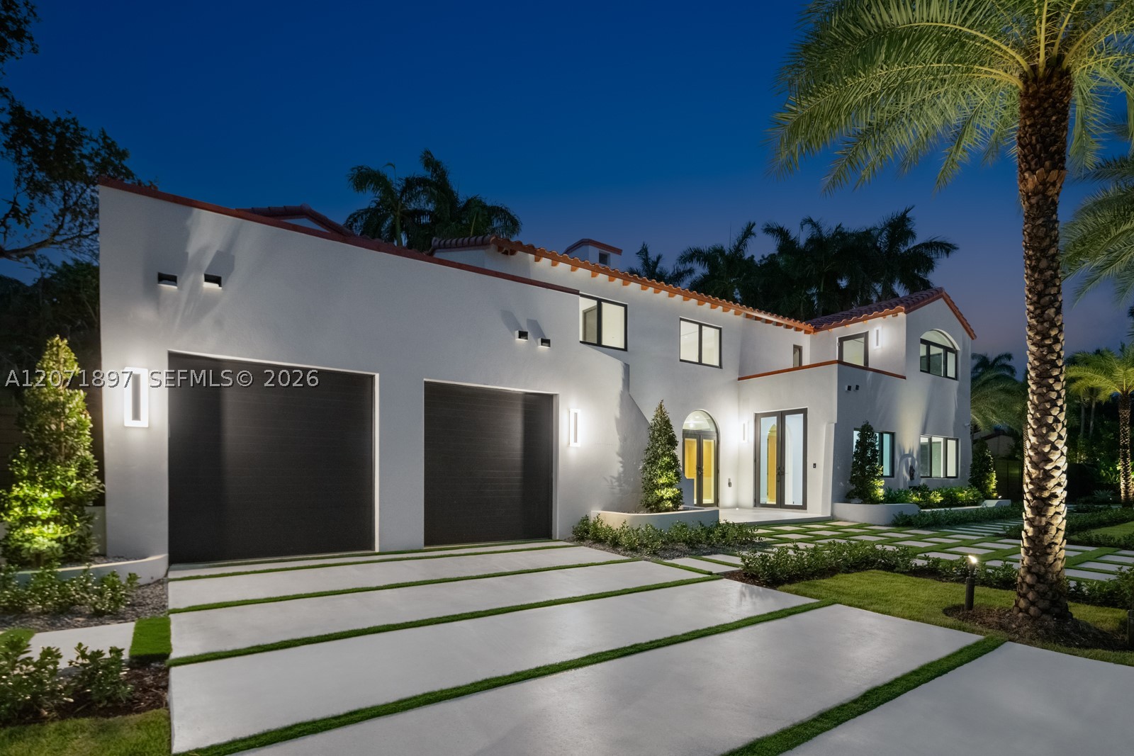 921 NE 72nd St, Miami FL 33138