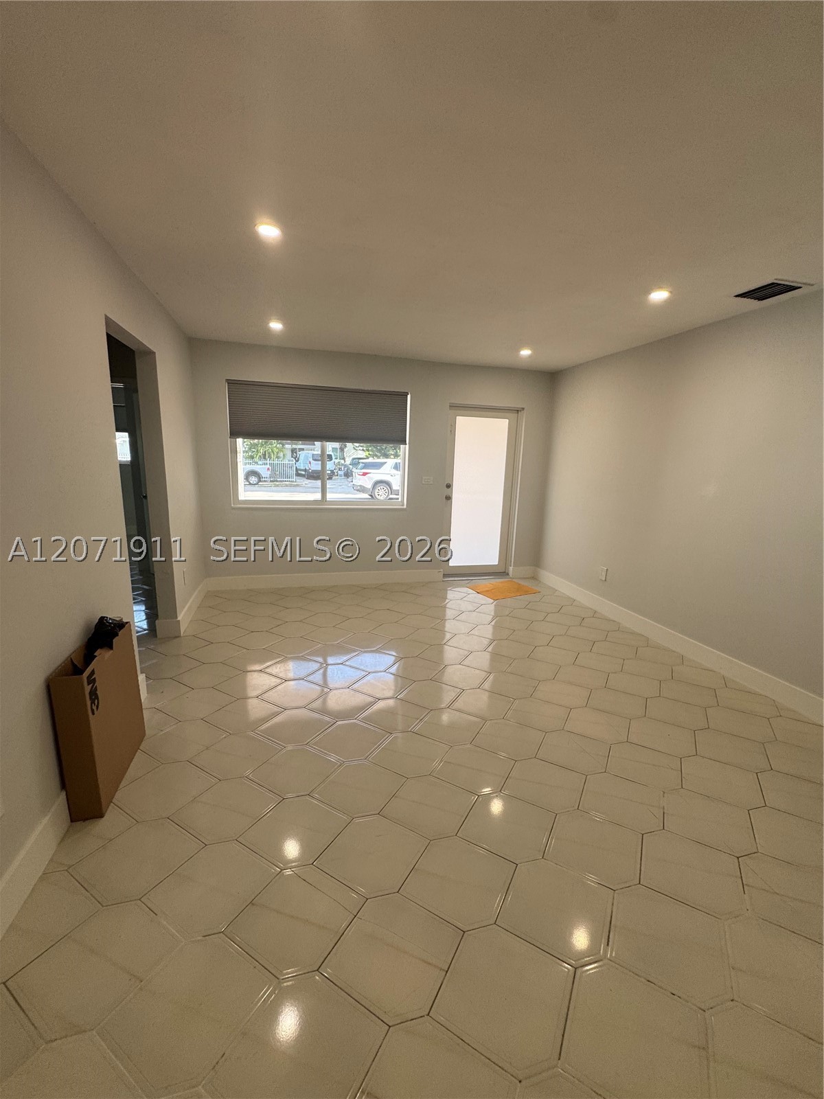 3160 NW 3rd St, Miami FL 33125
