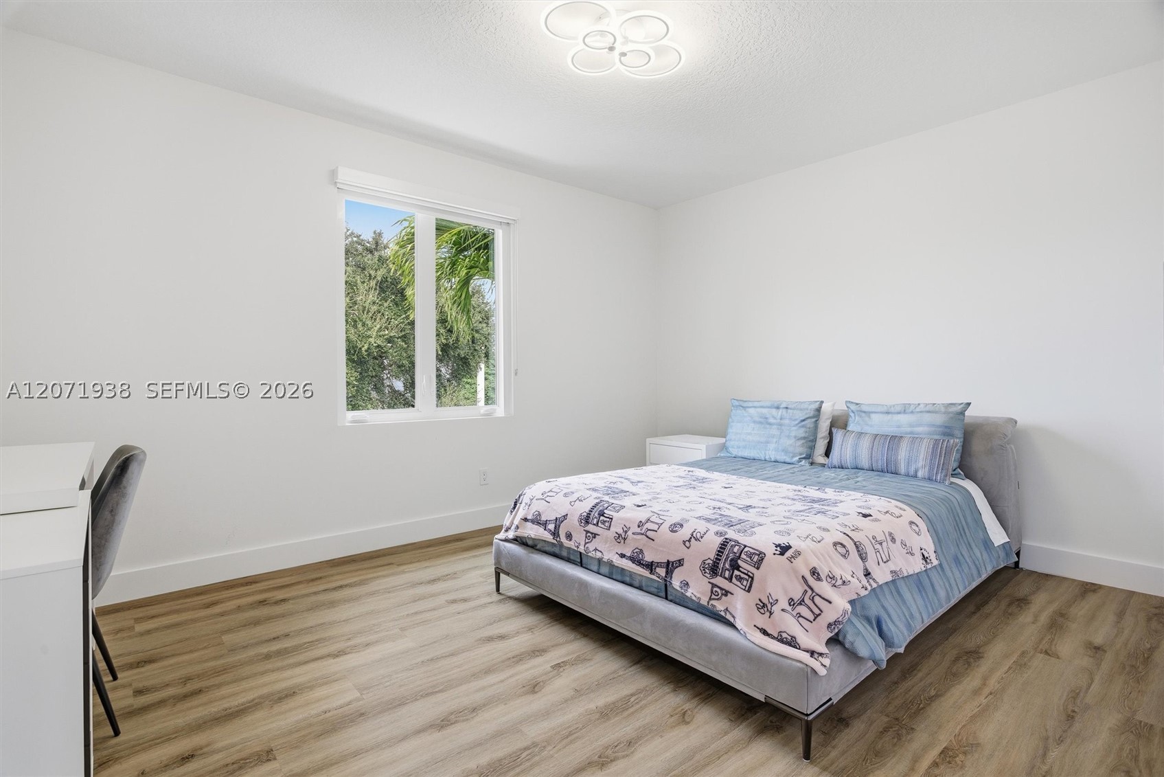 3526 Juniper Ln, Davie FL 33330