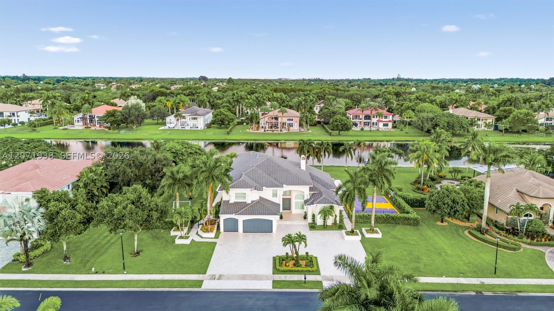3526 Juniper Ln, Davie FL 33330