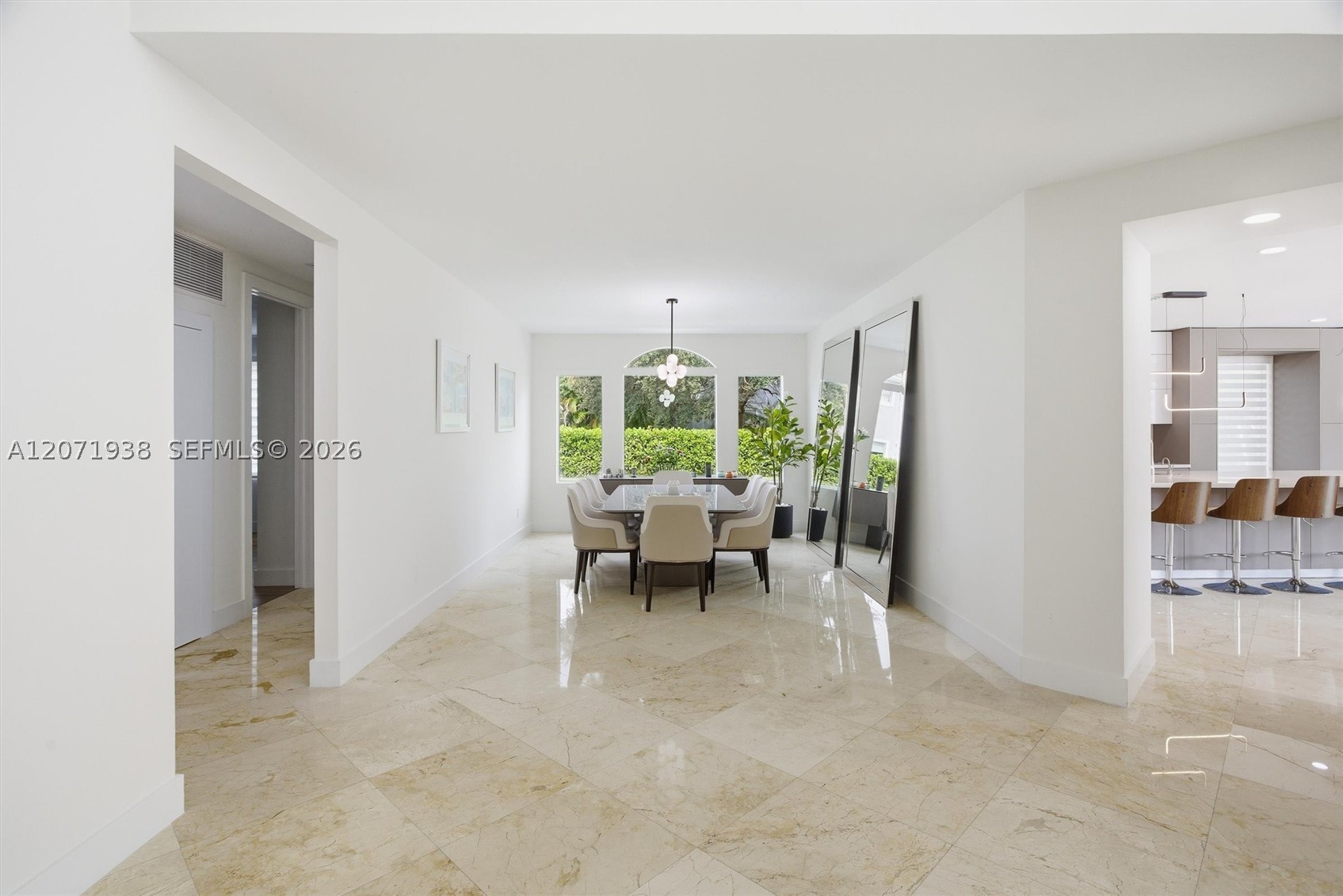 3526 Juniper Ln, Davie FL 33330