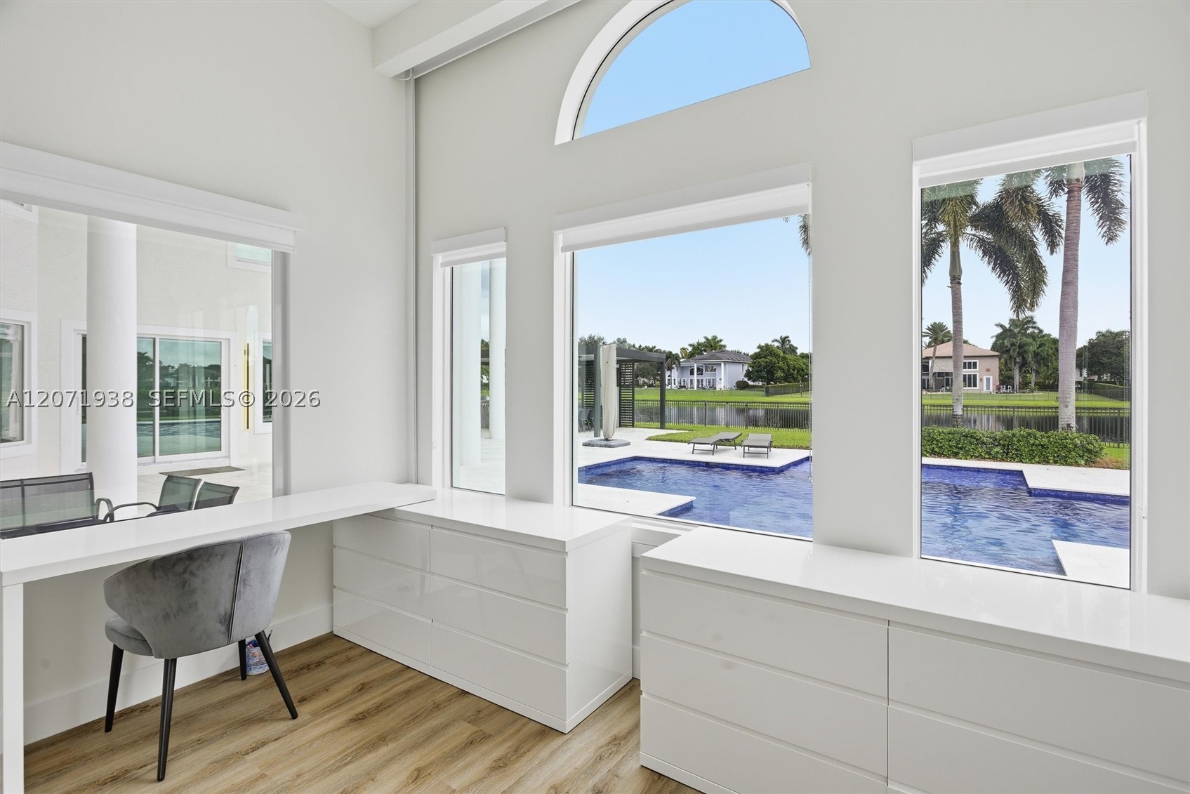 3526 Juniper Ln, Davie FL 33330