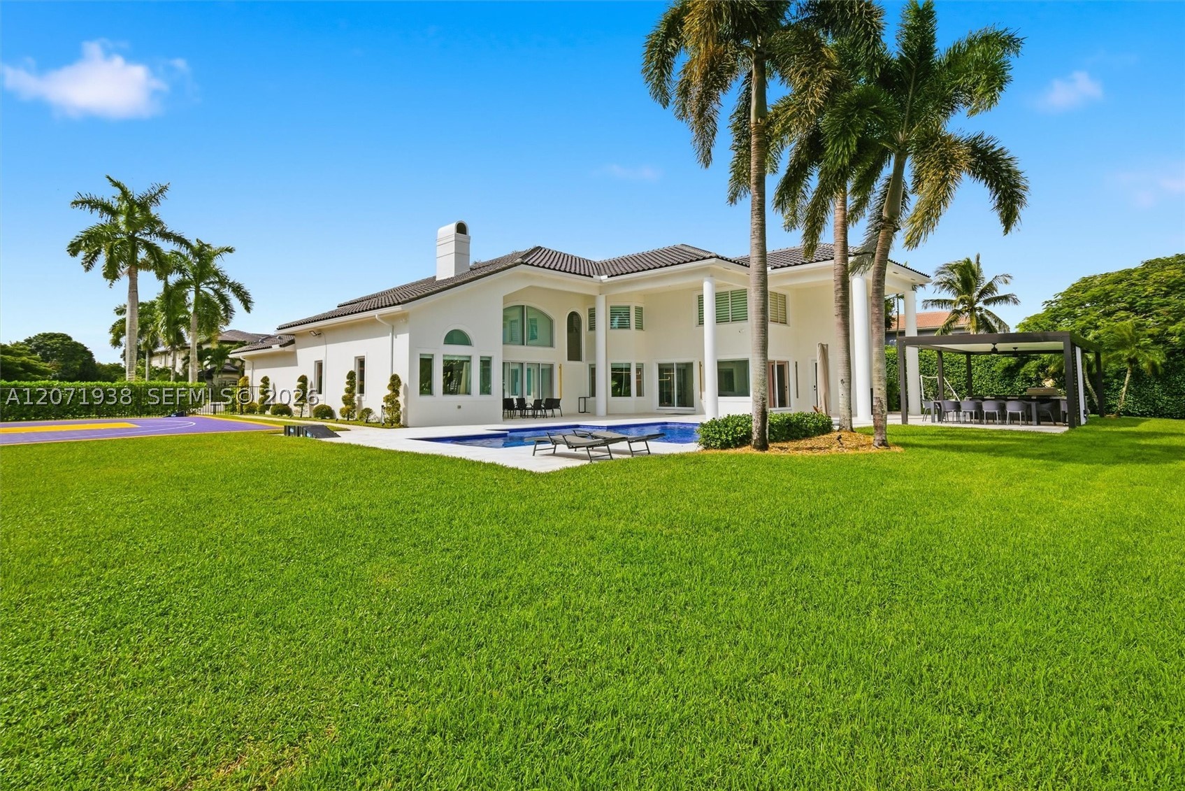 3526 Juniper Ln, Davie FL 33330