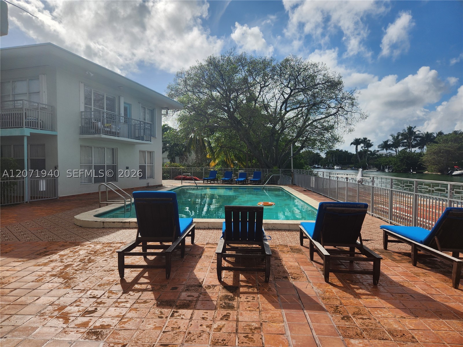 1239 Marseille Dr #4, Miami Beach FL 33141