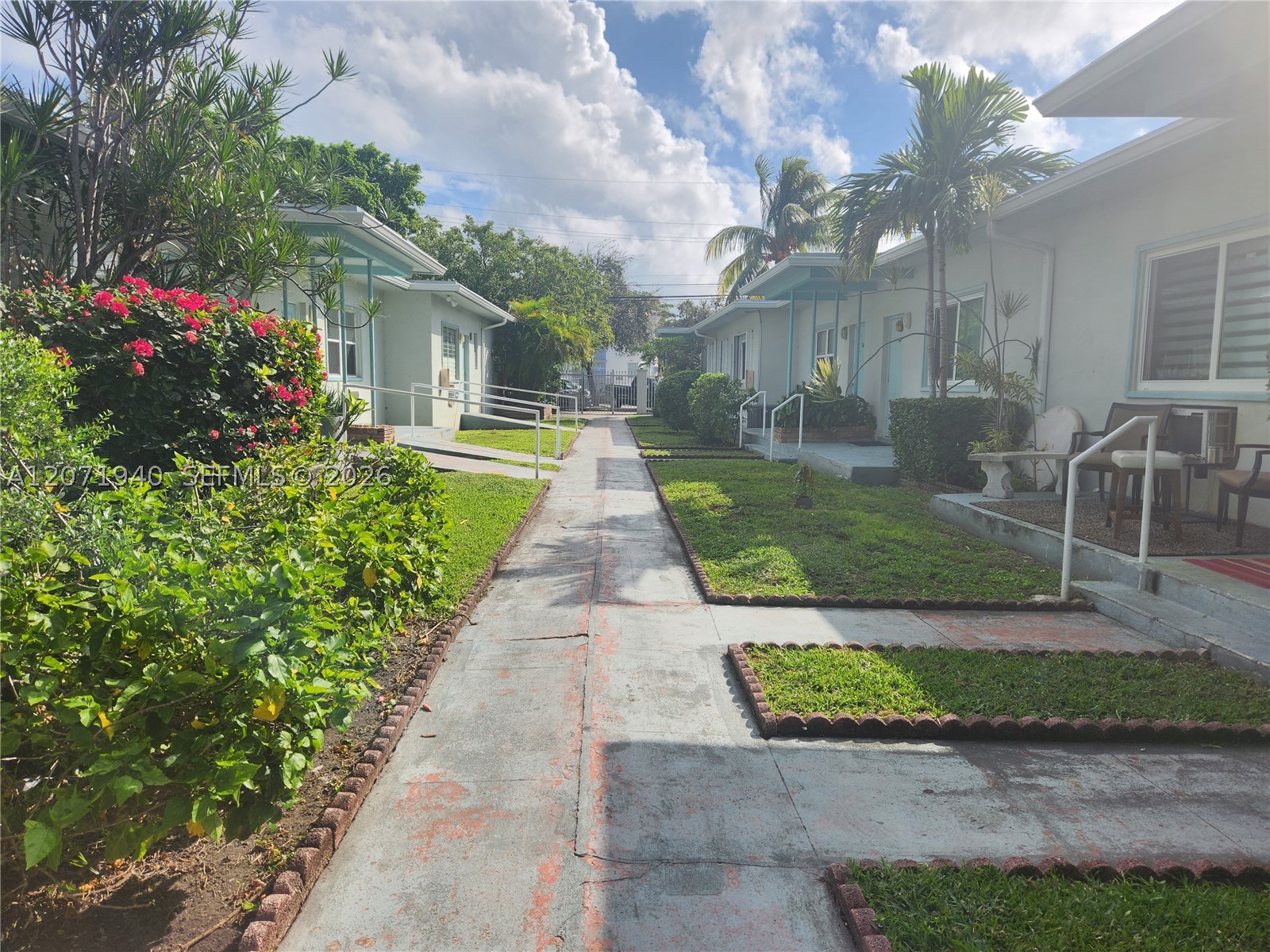 1239 Marseille Dr #4, Miami Beach FL 33141