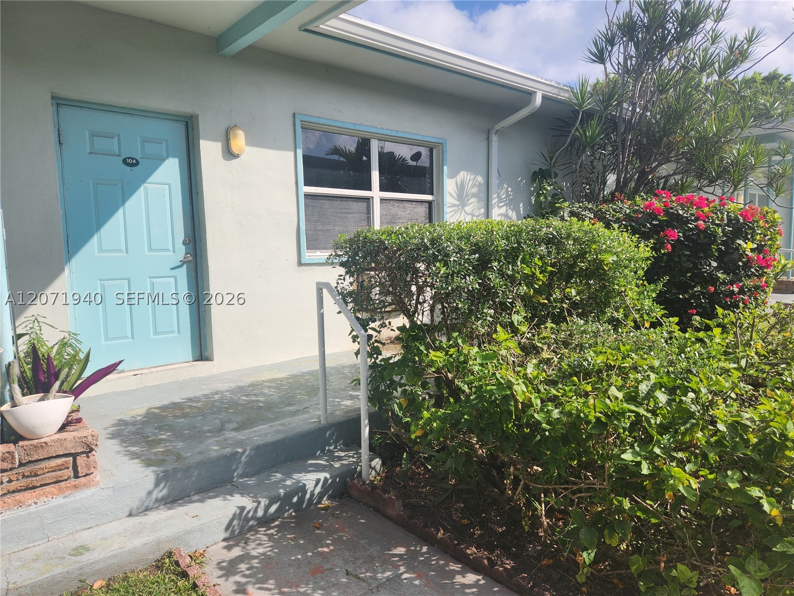 1239 Marseille Dr #4, Miami Beach FL 33141