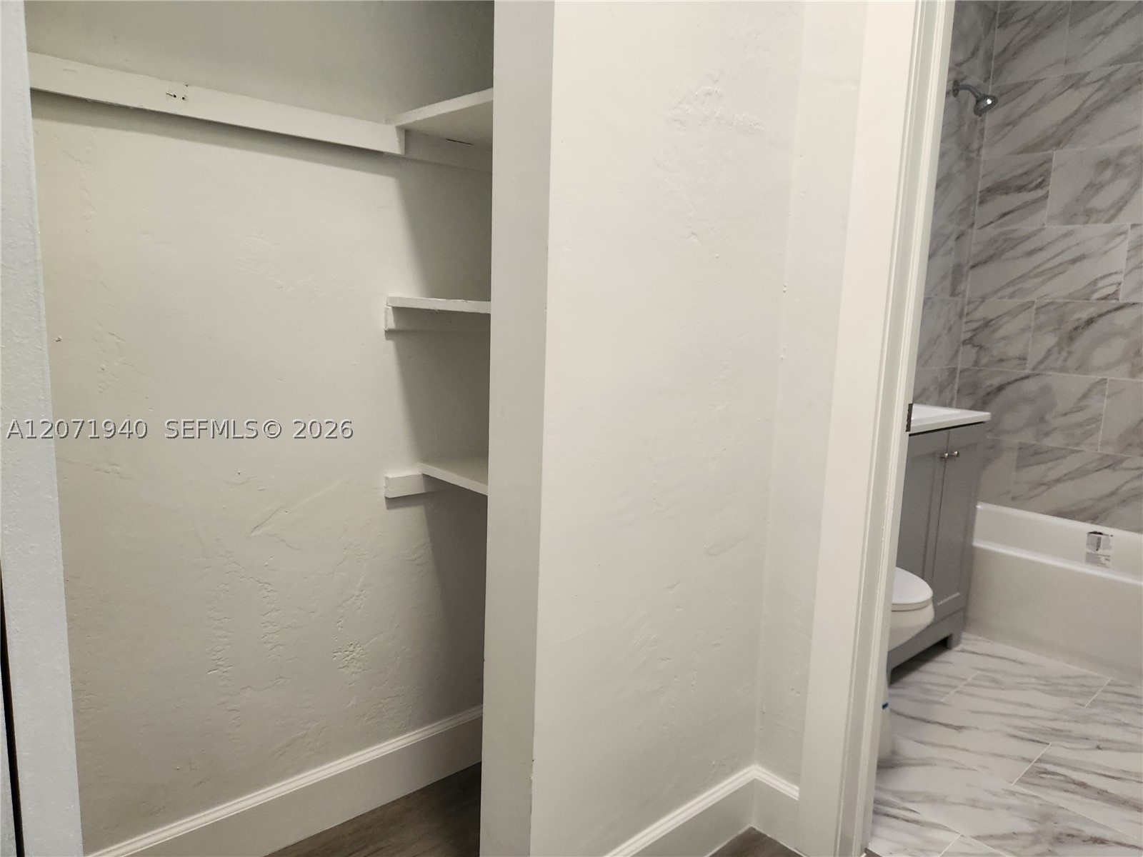 1239 Marseille Dr #4, Miami Beach FL 33141