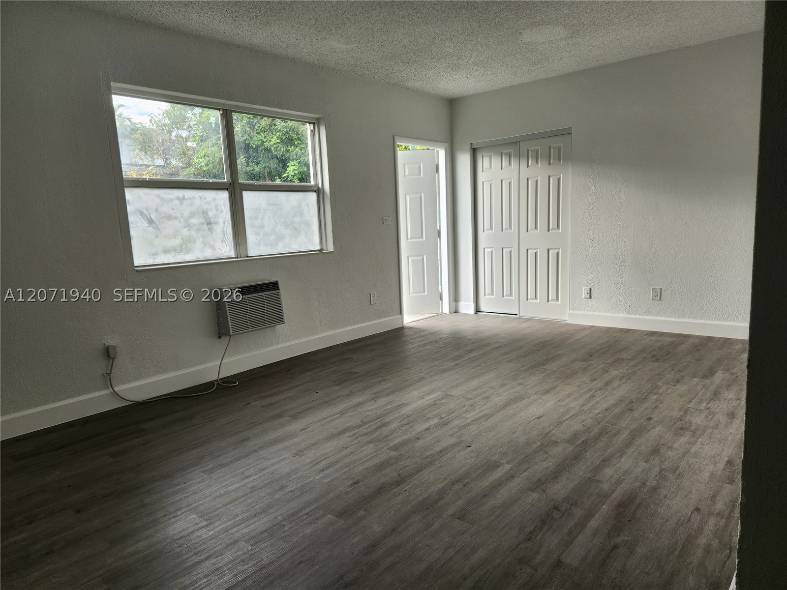 1239 Marseille Dr #4, Miami Beach FL 33141