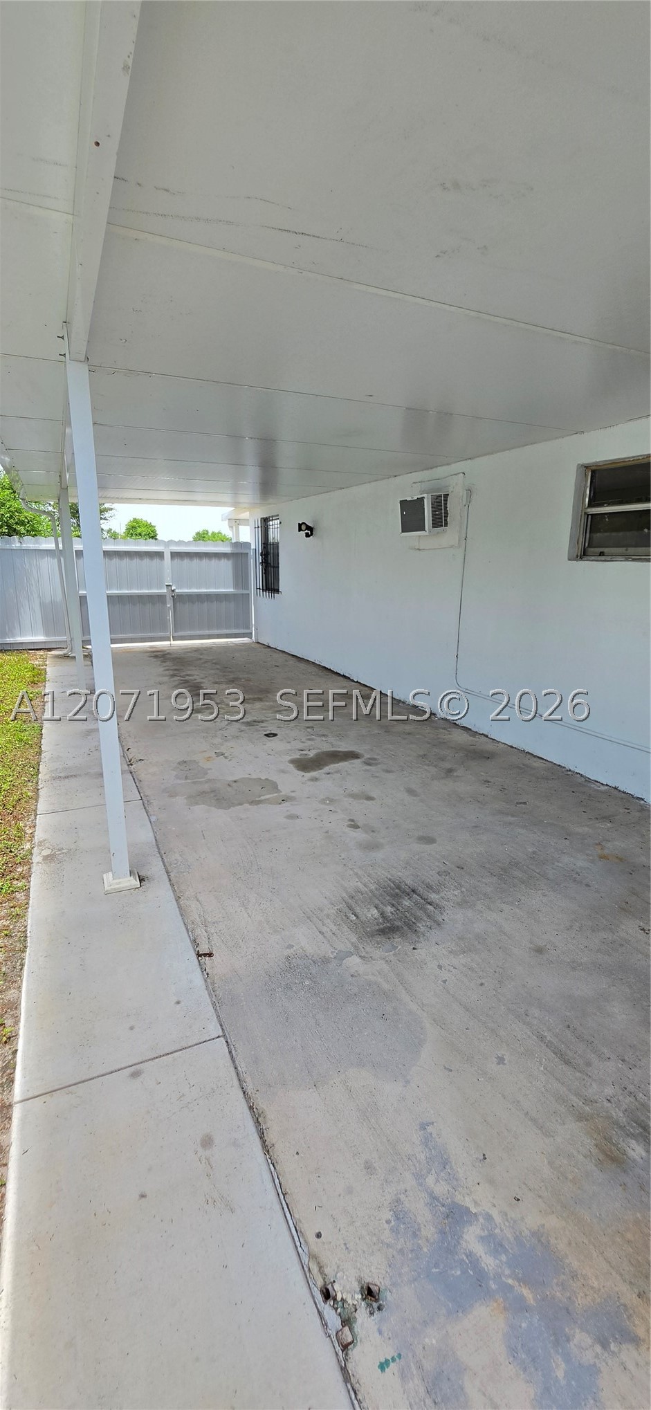 2230 Service Rd, Opa Locka FL 33054