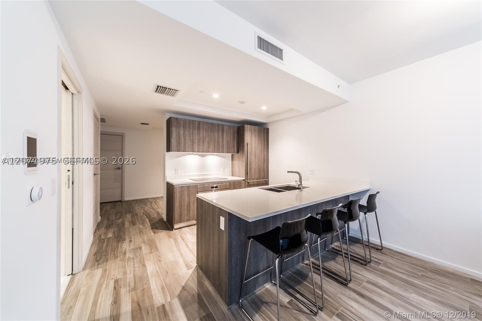 801 S Miami Ave #2707, Miami FL 33130