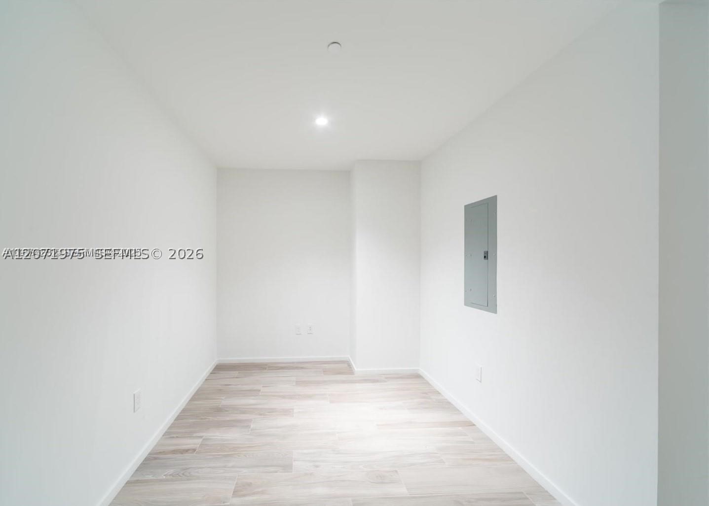 801 S Miami Ave #2707, Miami FL 33130