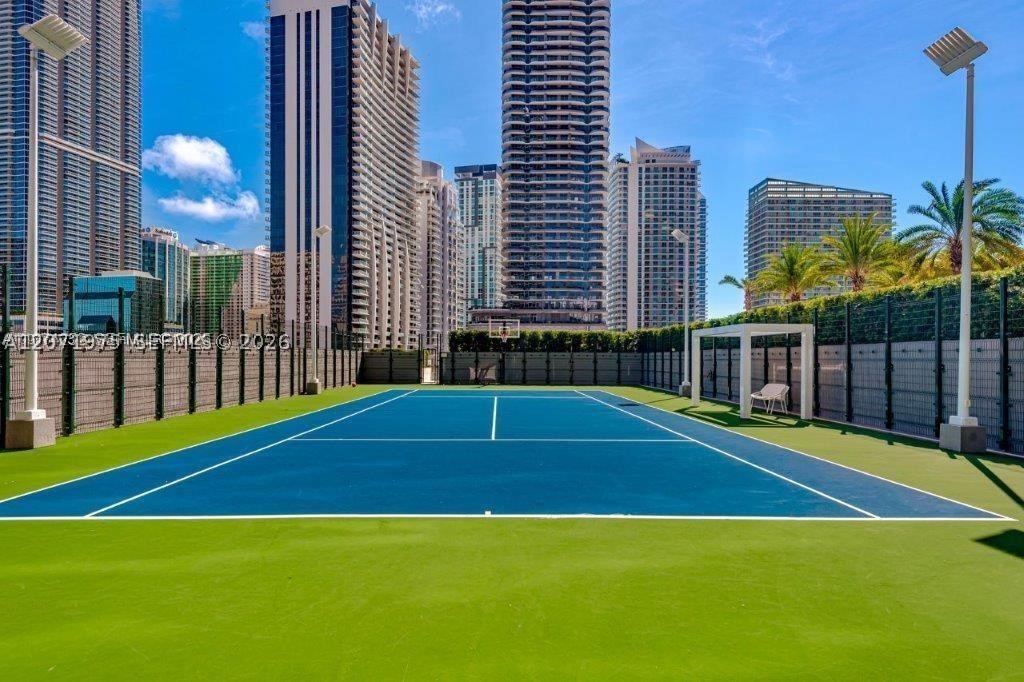 801 S Miami Ave #2707, Miami FL 33130