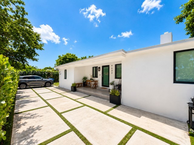 4630 SW 3rd St, Miami FL 33134