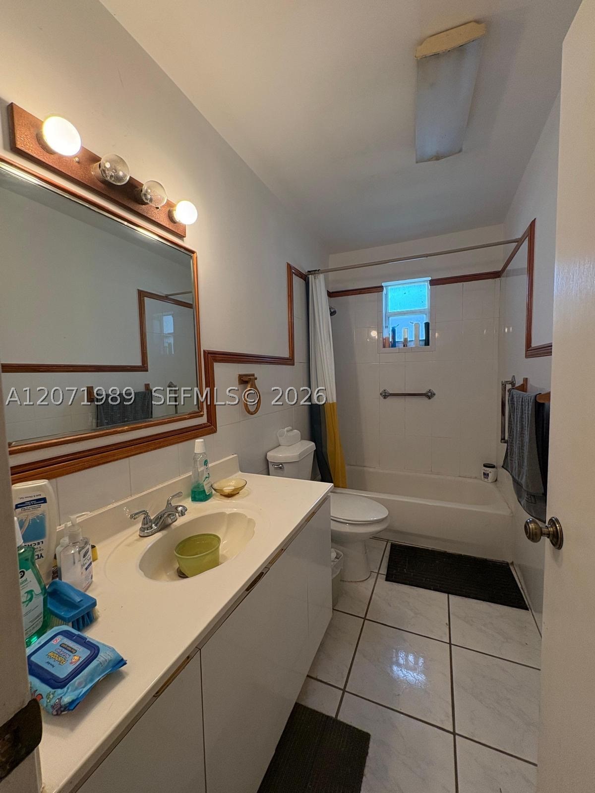 4151 SW 112th Ct, Miami FL 33165