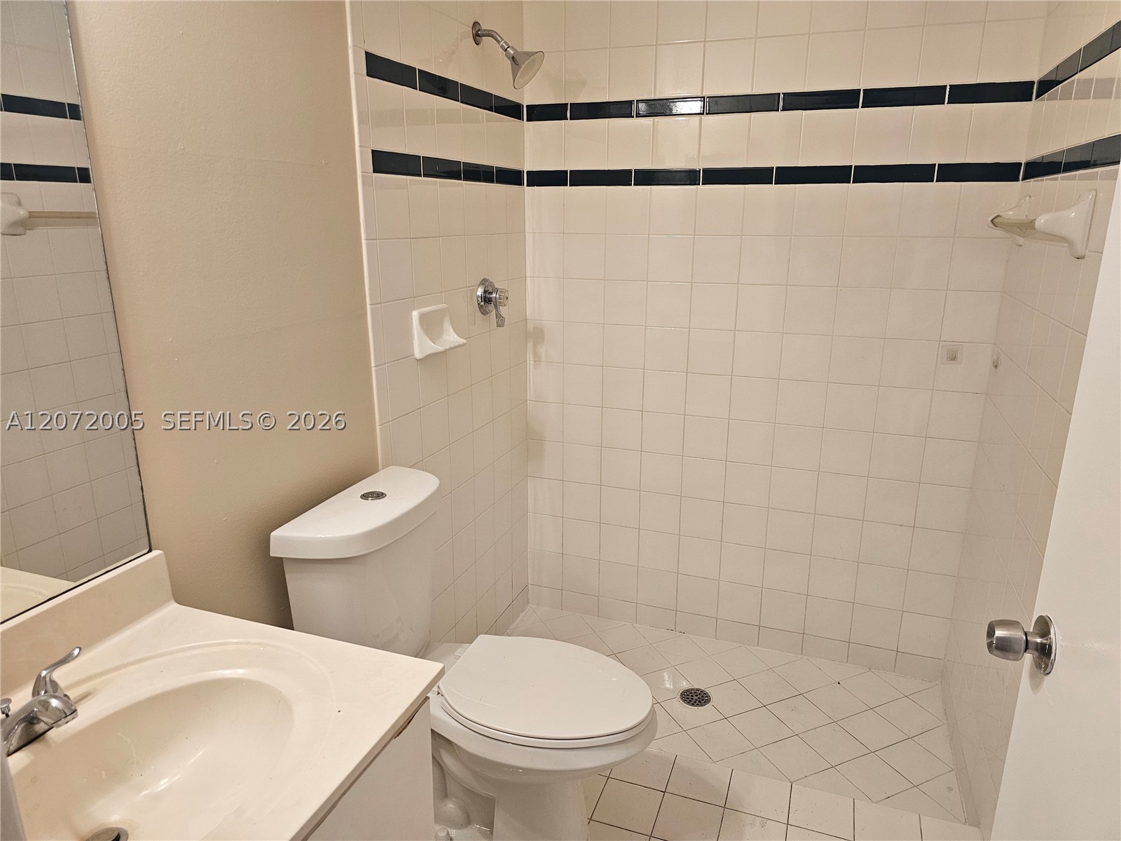 3860 Tree Tops Rd, Cooper City FL 33026