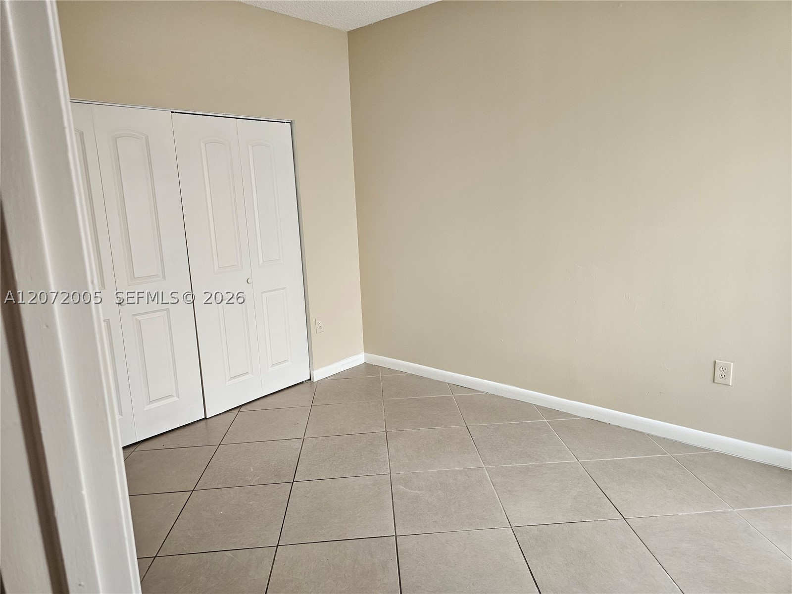 3860 Tree Tops Rd, Cooper City FL 33026