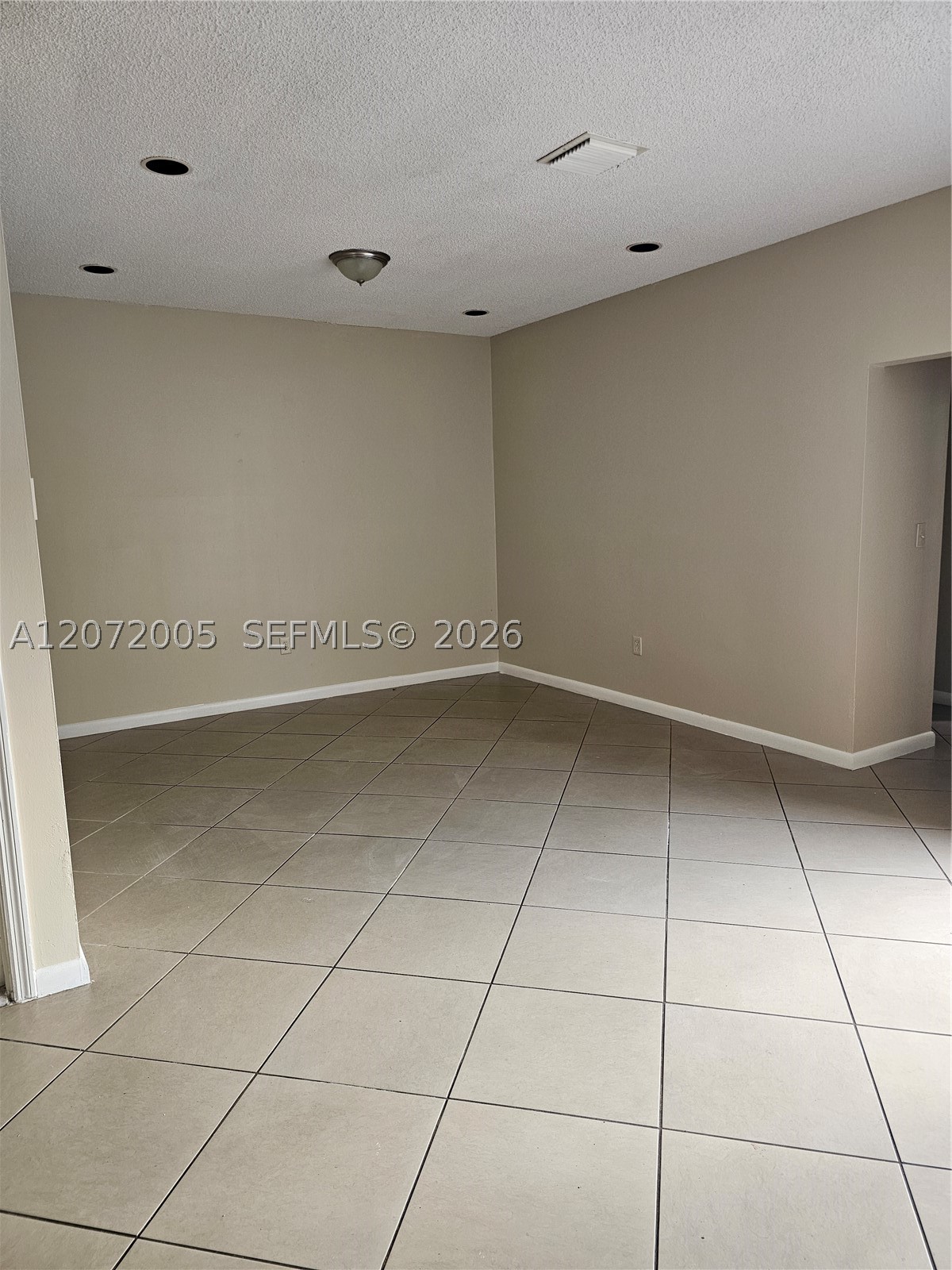 3860 Tree Tops Rd, Cooper City FL 33026