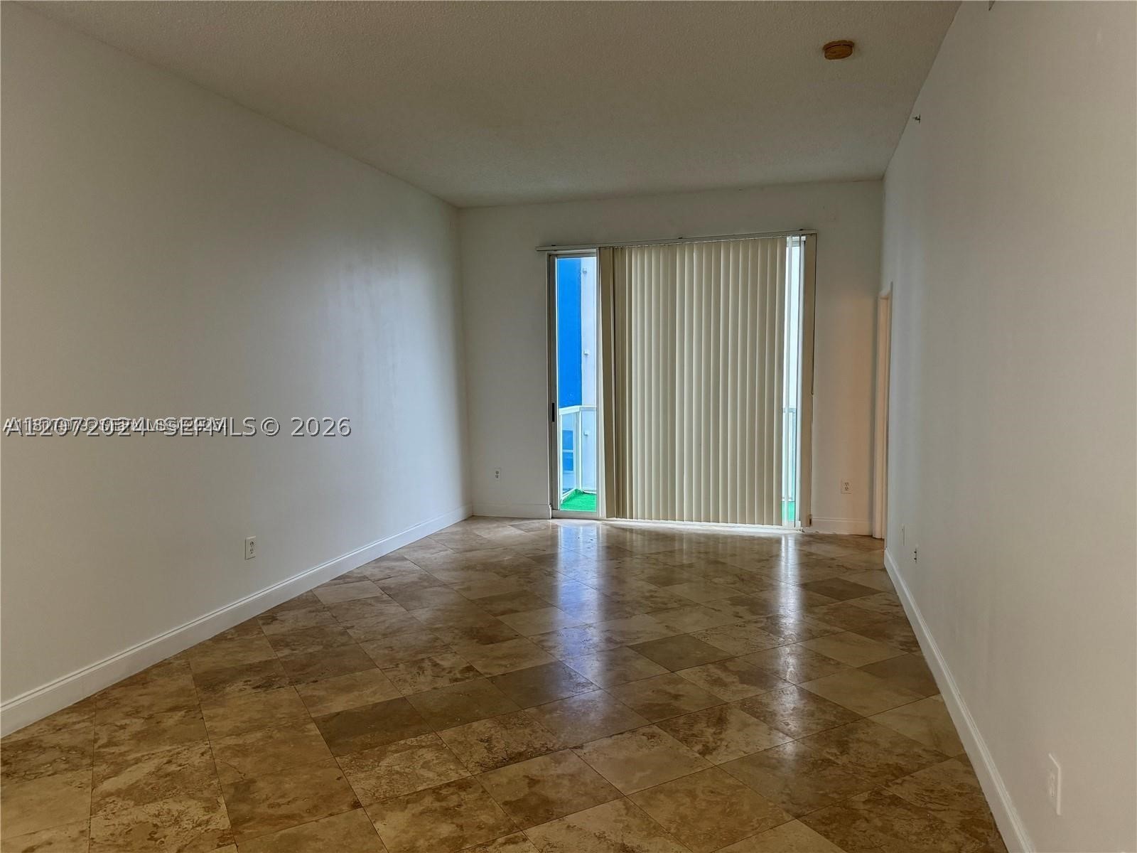 5091 NW 7th St #615, Miami FL 33126