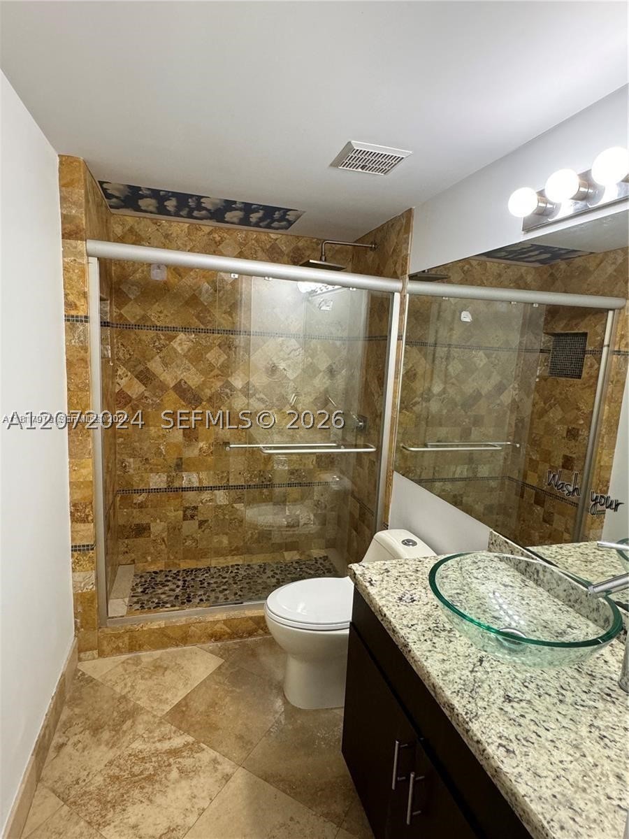5091 NW 7th St #615, Miami FL 33126