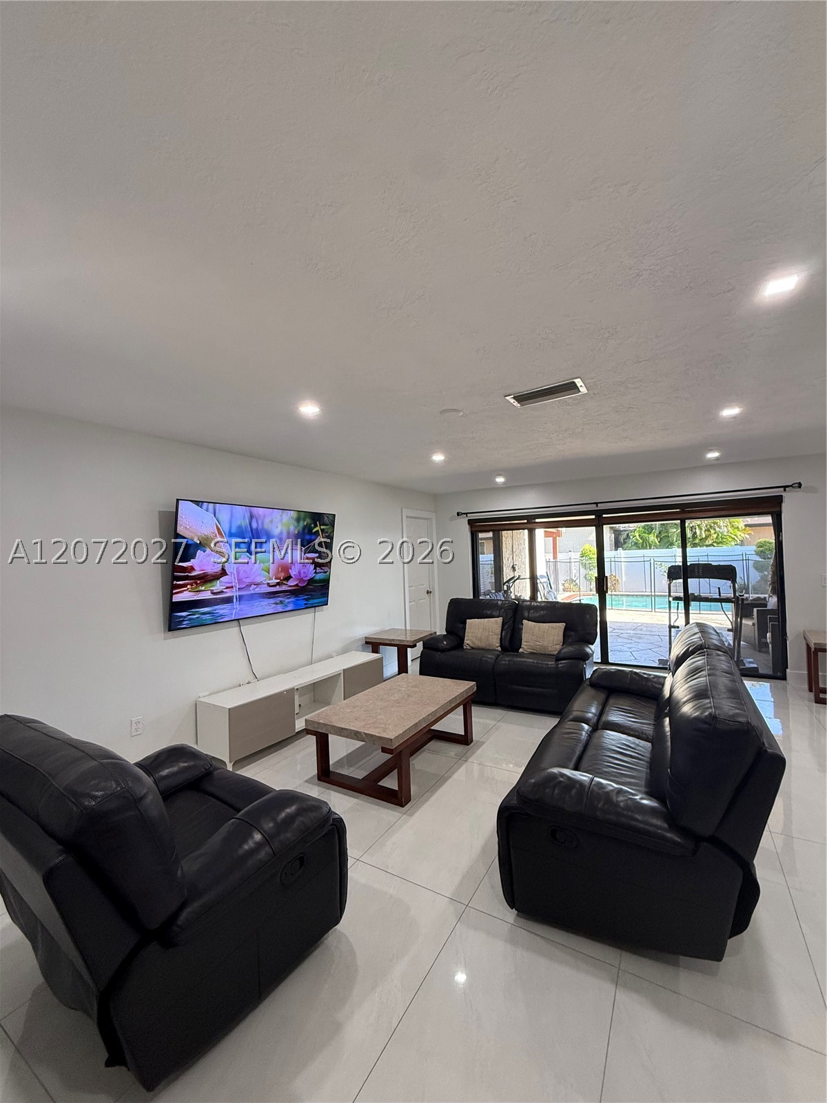 11450 NW 30th Pl, Sunrise FL 33323