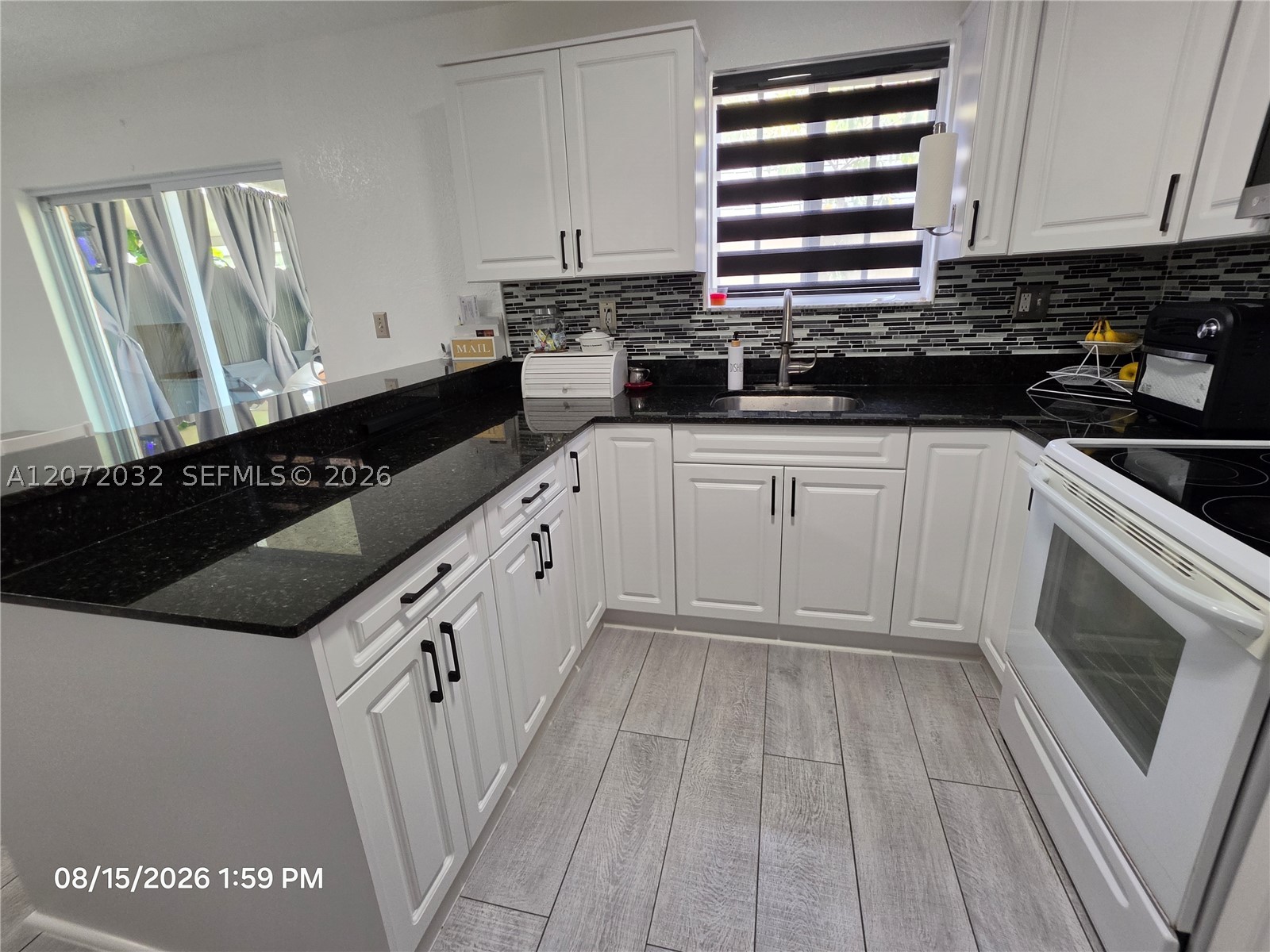 11424 NW 94th Pl #7, Hialeah Gardens FL 33018