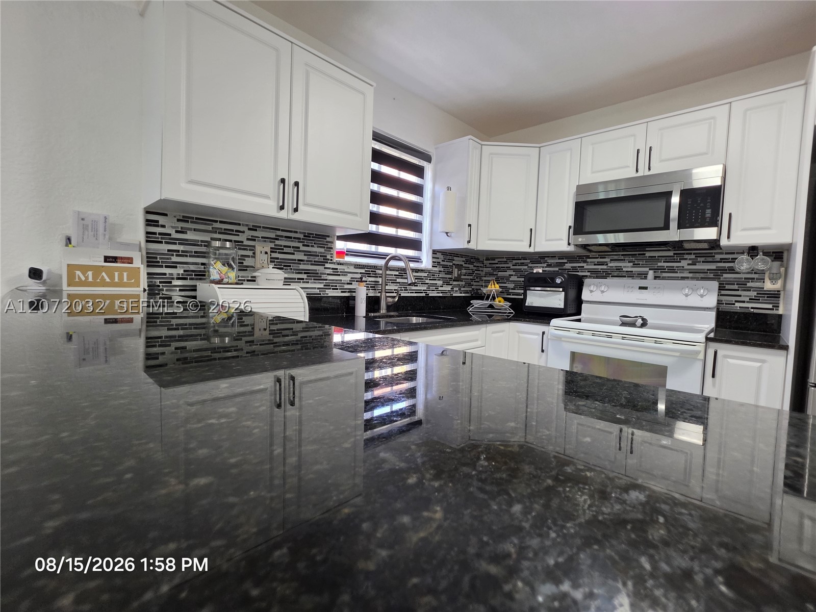 11424 NW 94th Pl #7, Hialeah Gardens FL 33018