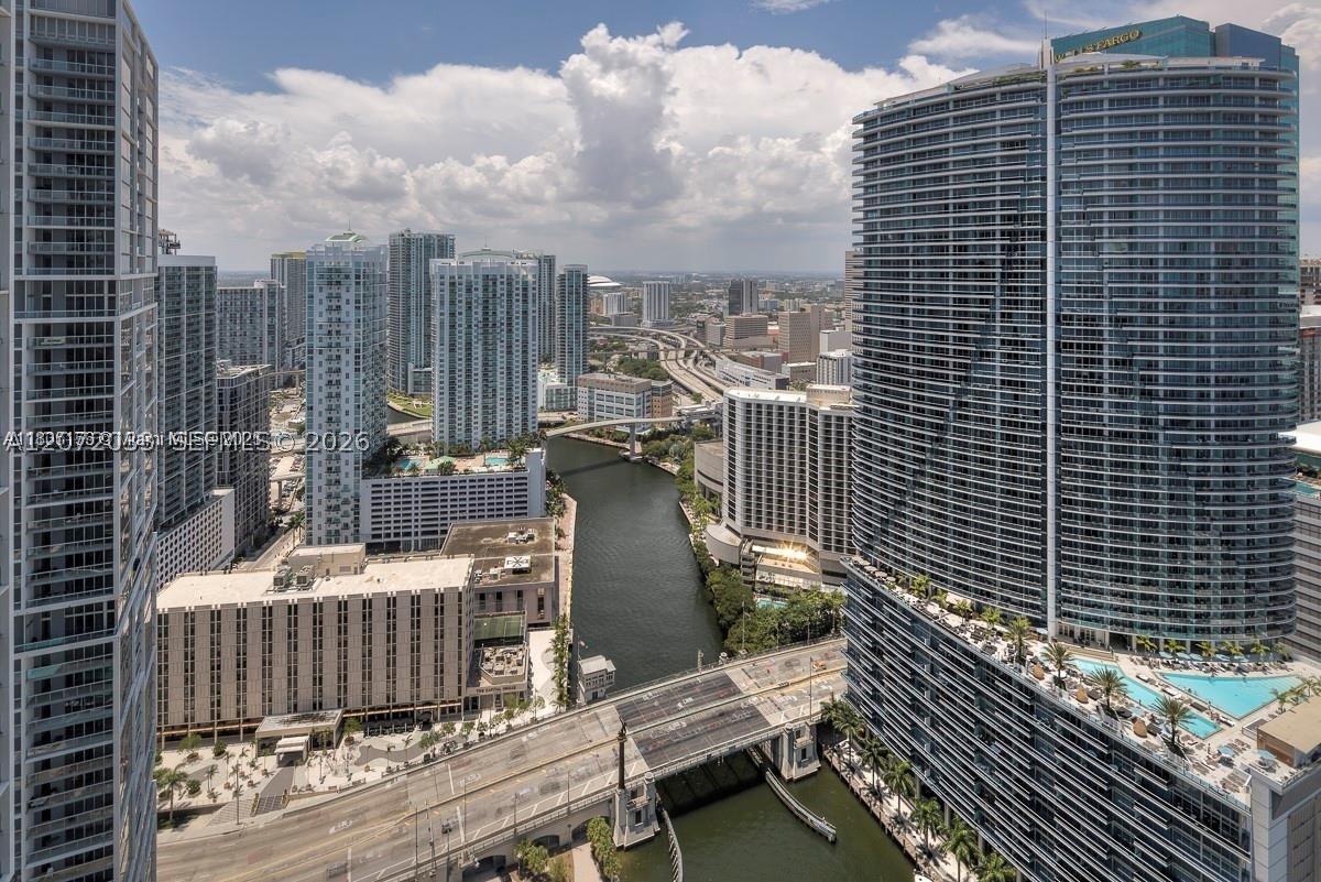 465 Brickell Ave #4104, Miami FL 33131