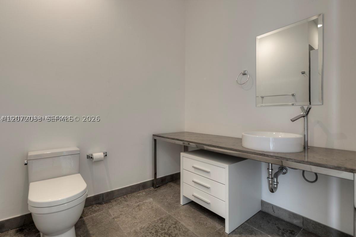 465 Brickell Ave #4104, Miami FL 33131