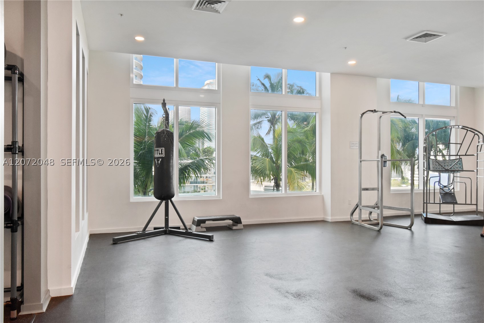 1900 N Bayshore Dr #2019, Miami FL 33132