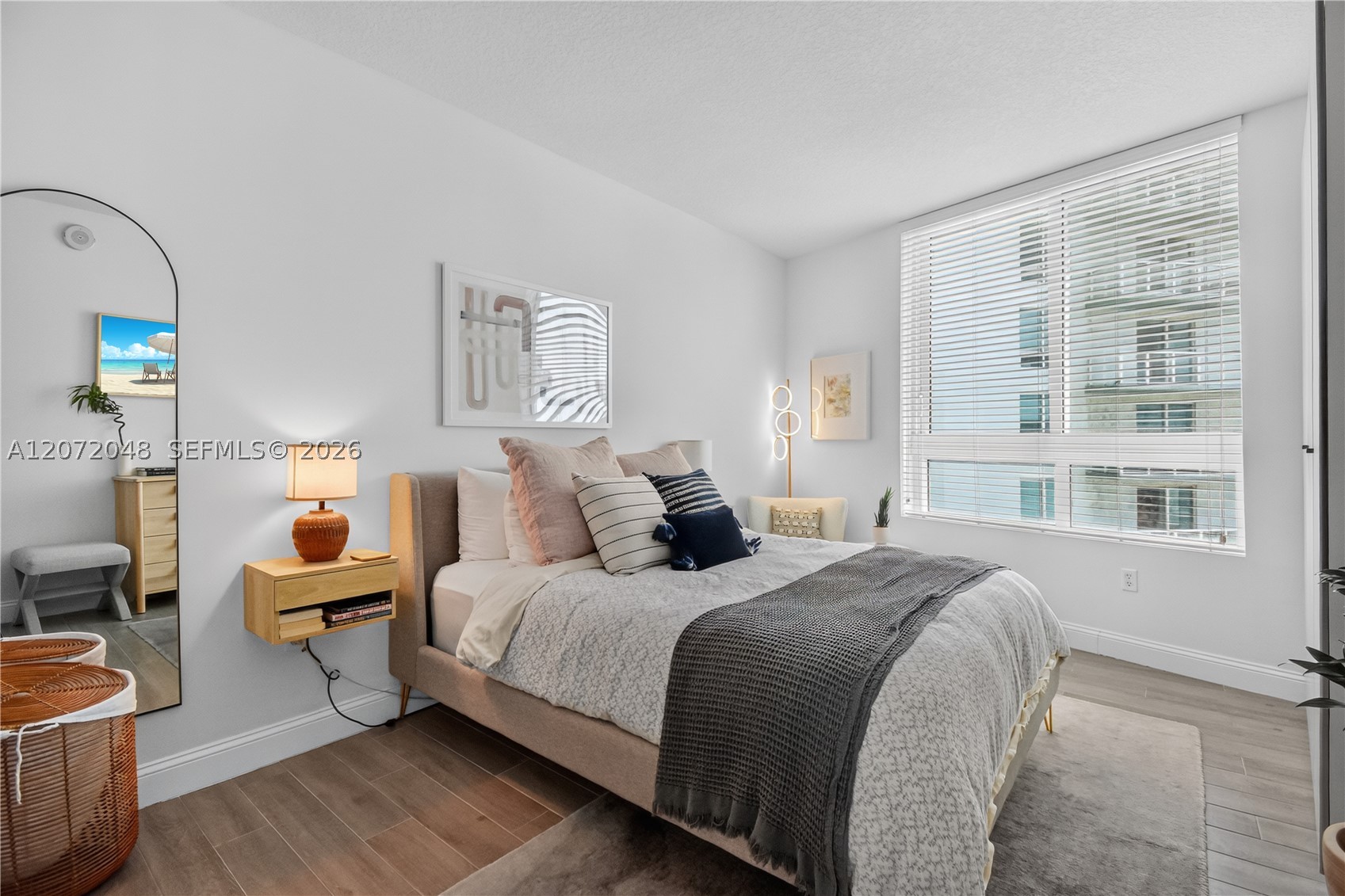 1900 N Bayshore Dr #2019, Miami FL 33132