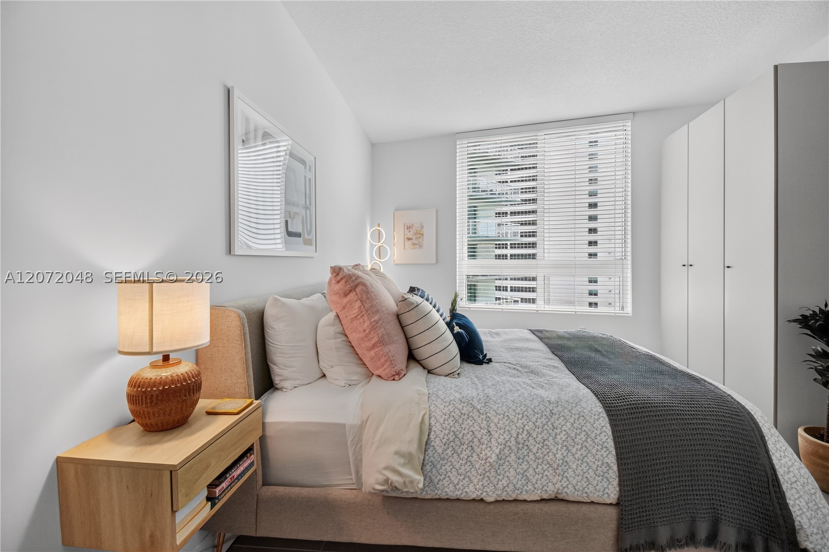 1900 N Bayshore Dr #2019, Miami FL 33132
