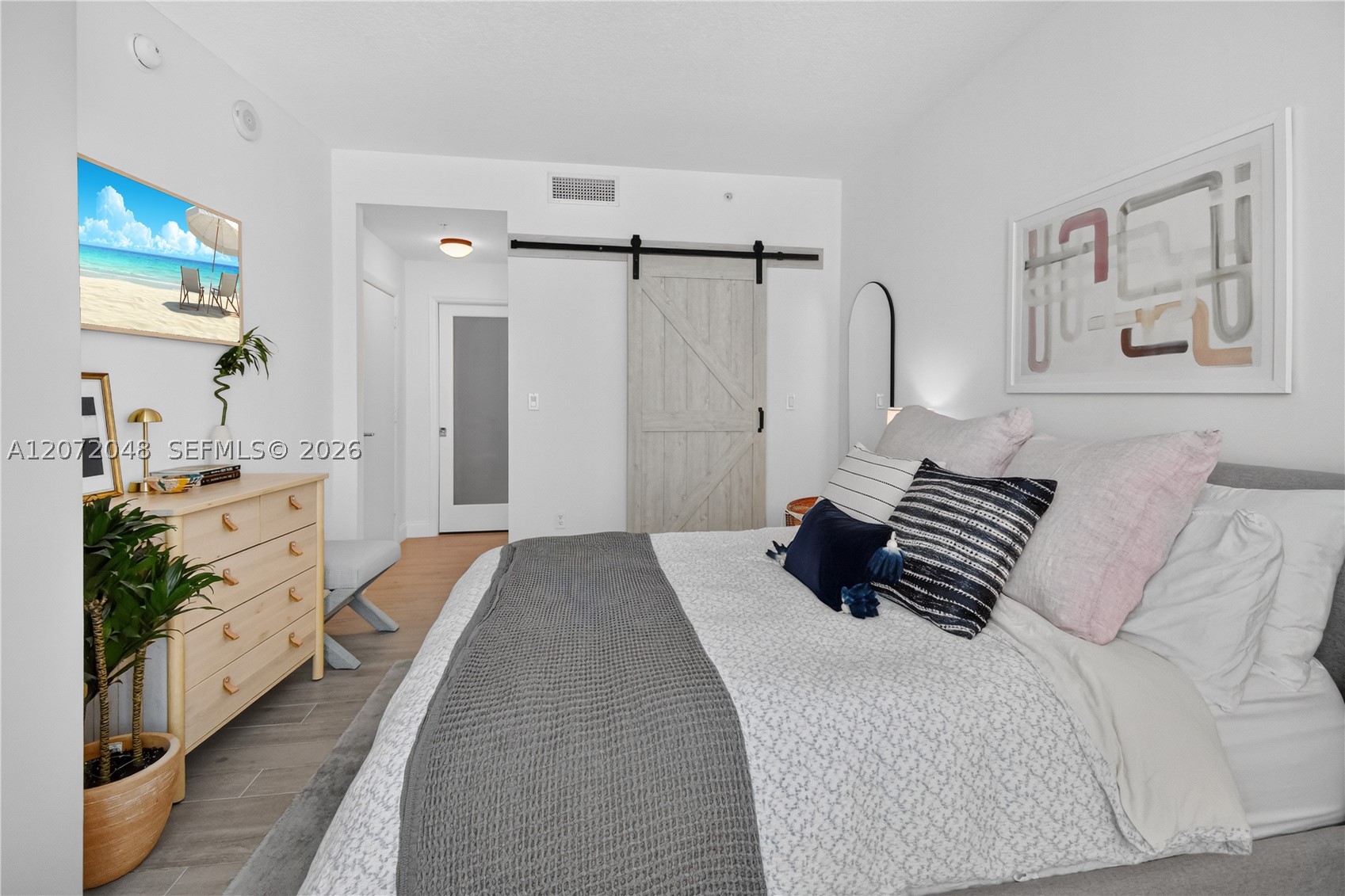1900 N Bayshore Dr #2019, Miami FL 33132