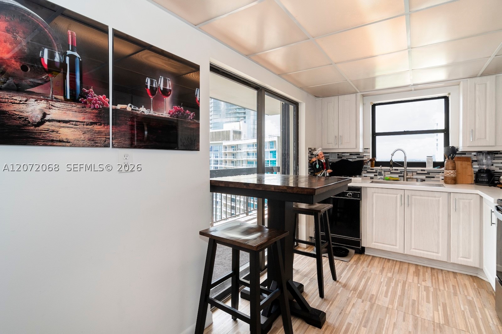 2333 Brickell Ave #2212, Miami FL 33129