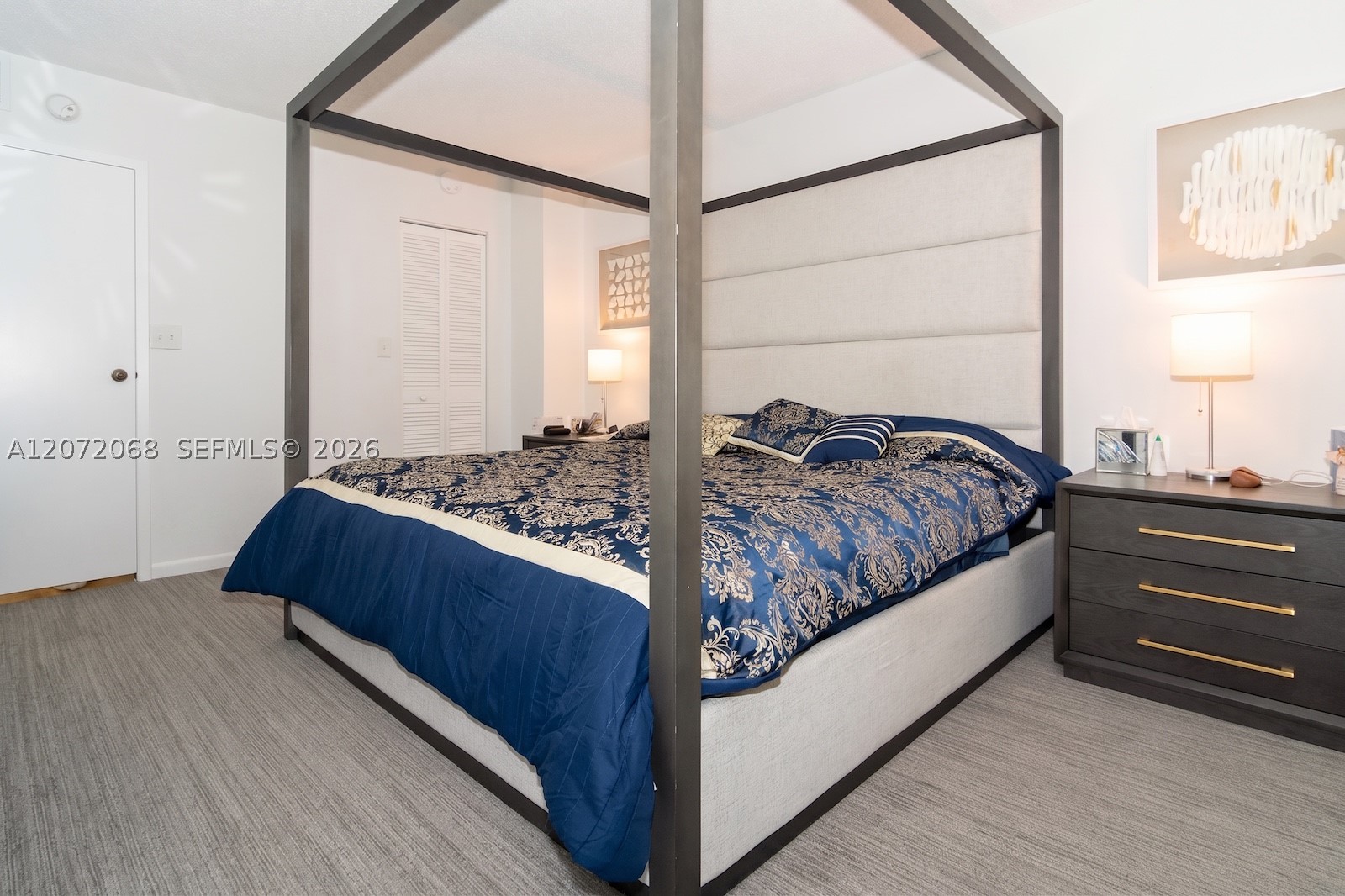 2333 Brickell Ave #2212, Miami FL 33129