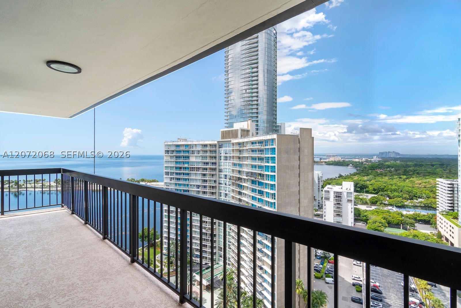 2333 Brickell Ave #2212, Miami FL 33129