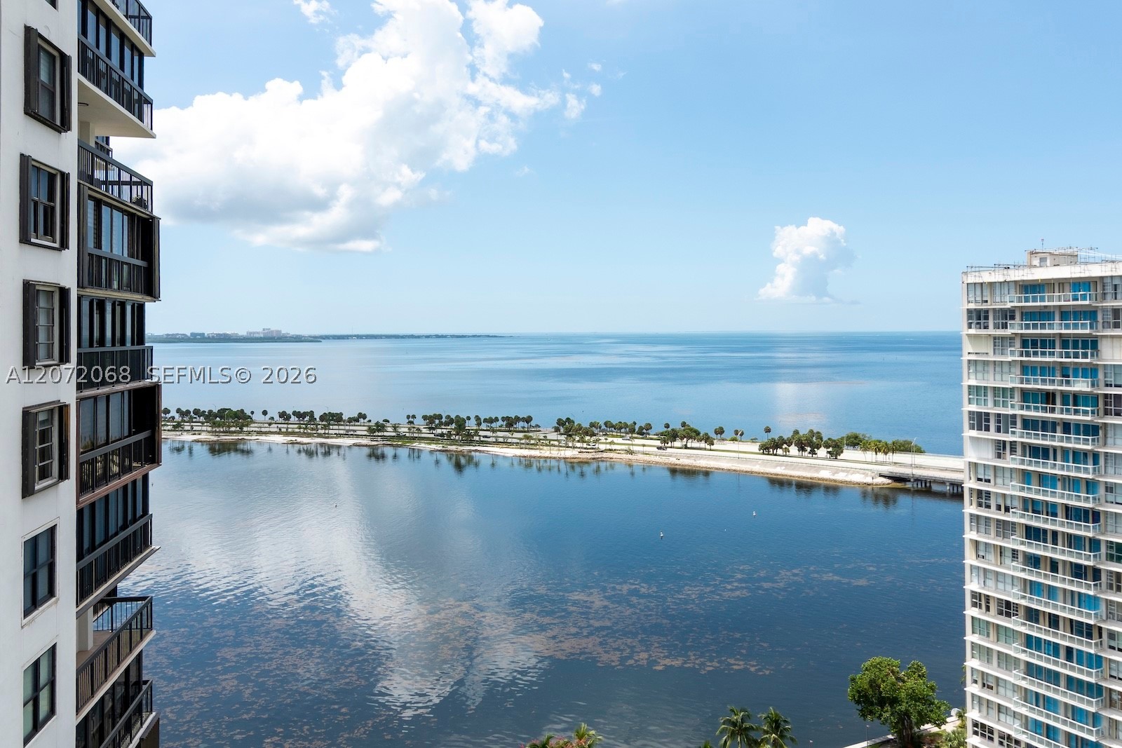 2333 Brickell Ave #2212, Miami FL 33129