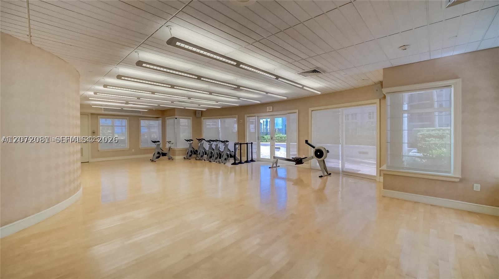 19900 E Country Club Dr #TS18, Aventura FL 33180