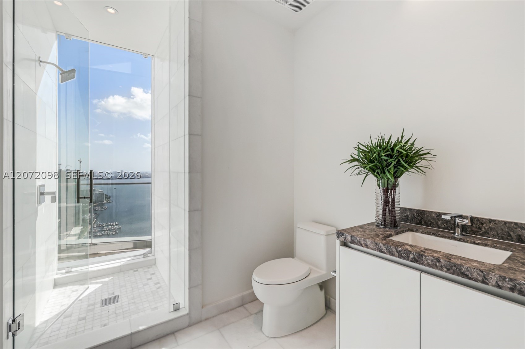 175 SE 25 Road #PH4301, Miami FL 33129