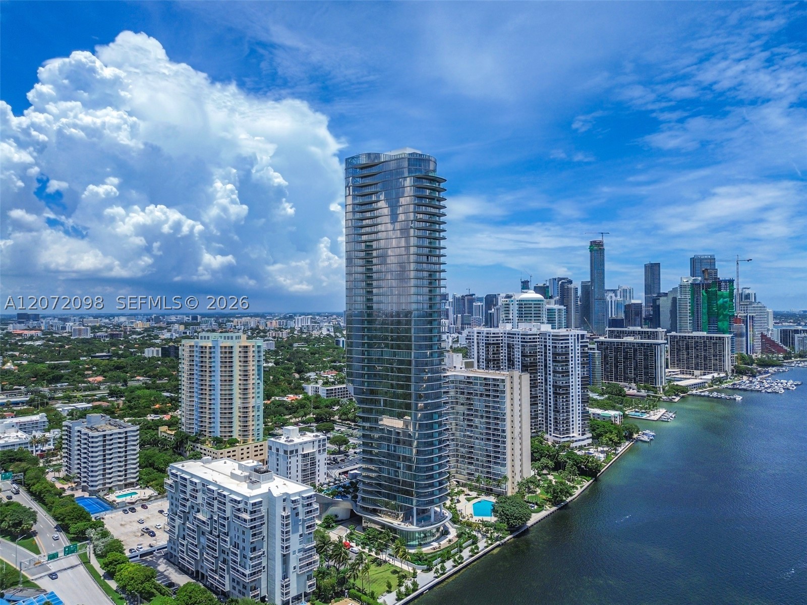 175 SE 25 Road #PH4301, Miami FL 33129